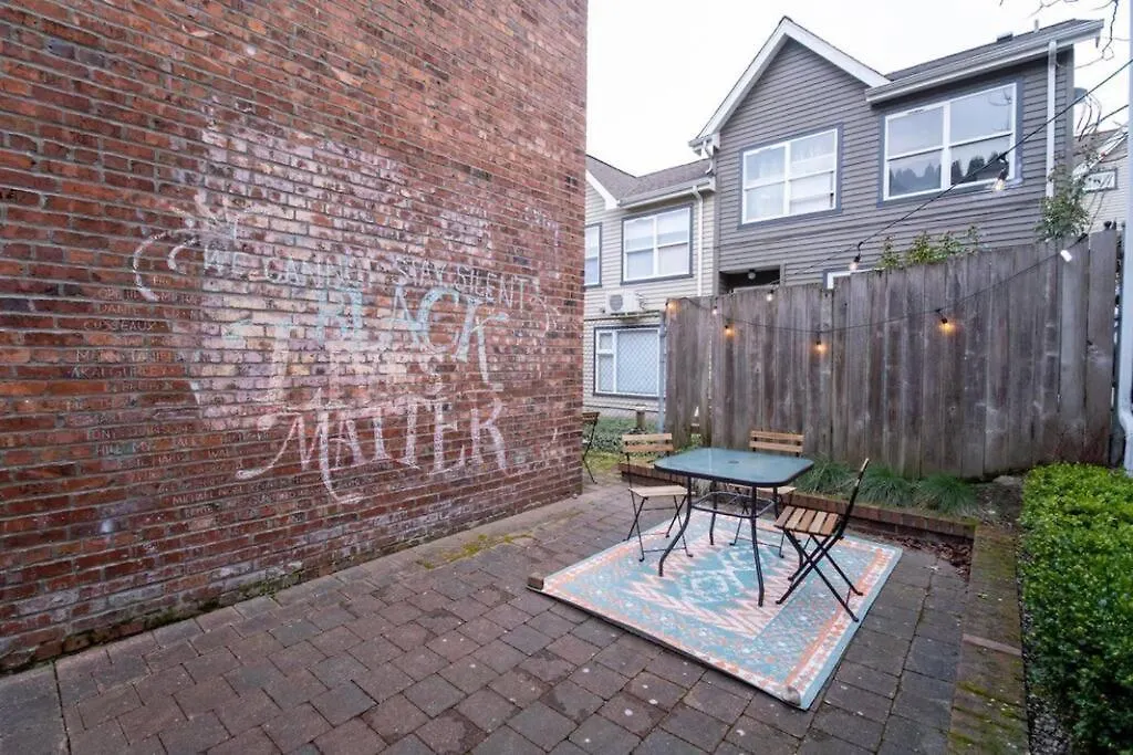 Adorable Cozy House With Parking And Loft! Villa Seattle 0*,  ABD