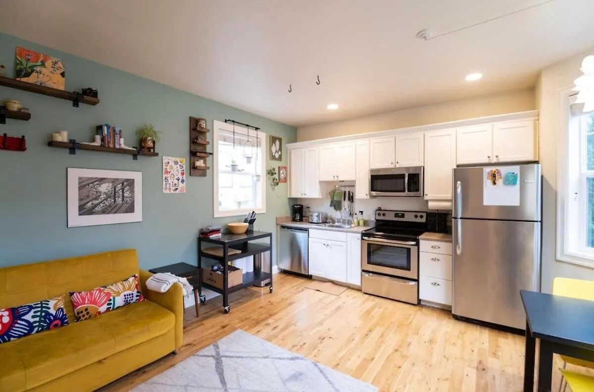 Adorable Cozy House With Parking And Loft! Villa Seattle Feriehus