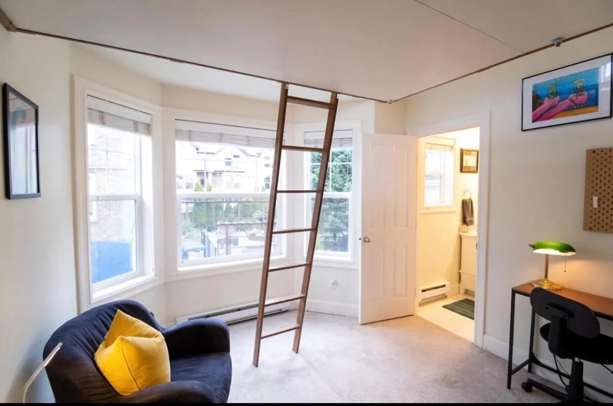 Adorable Cozy House With Parking And Loft! Villa Seattle 0*,