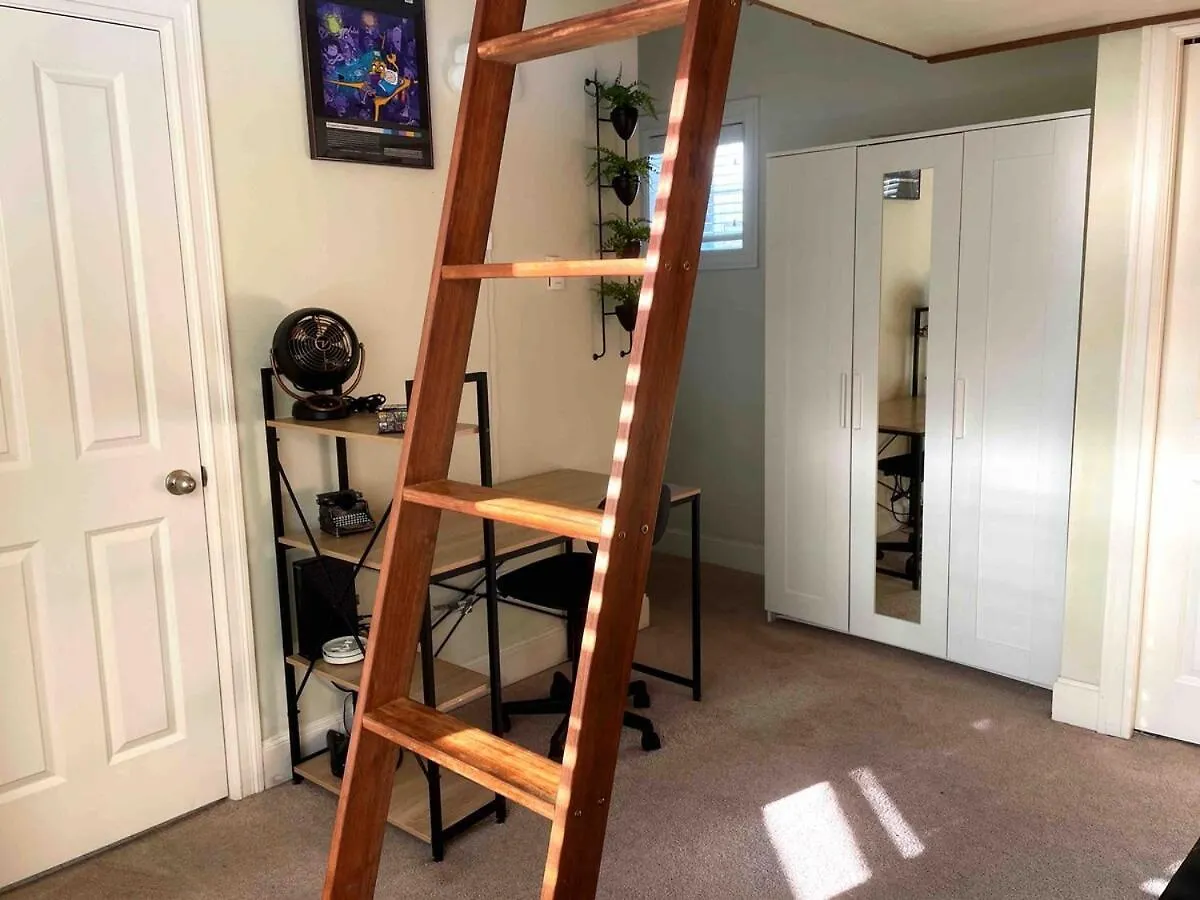 Adorable Cozy House With Parking And Loft! Villa Seattle 0*,  United States